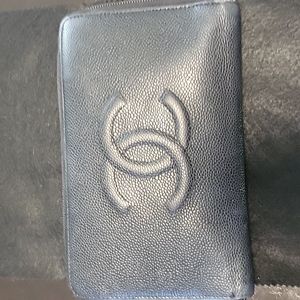 CHANEL oversized wallet 100 authentic